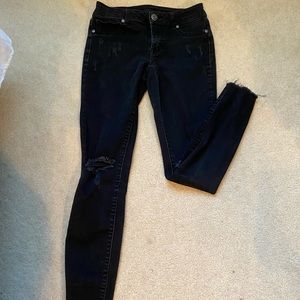 Black Ripped Jegging